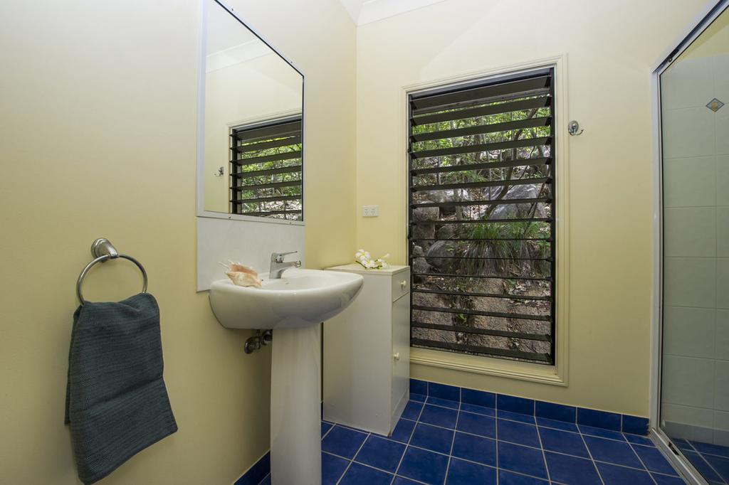 Manyana, 3 Opalia Court Villa Nelly Bay Ngoại thất bức ảnh